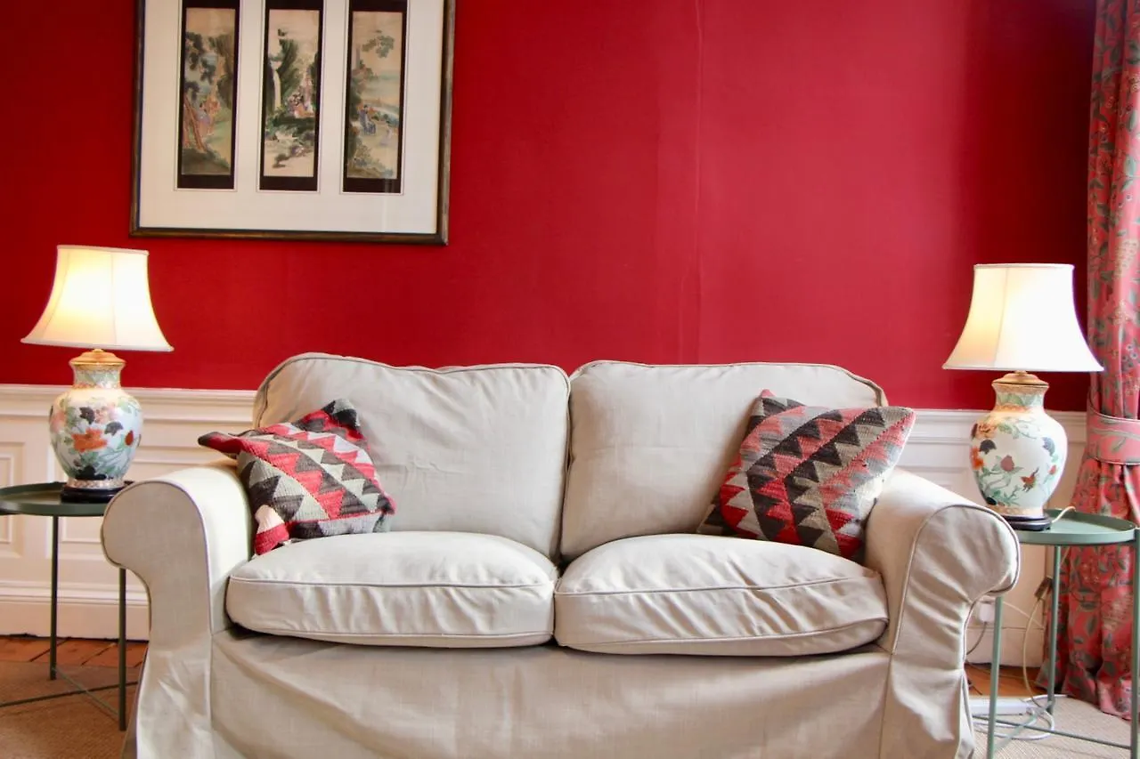 2 Bedroom Apartment In City Centre Edinburg Storbritannien